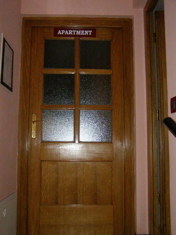 Studio Apartman Vukovic Varaždin エクステリア 写真